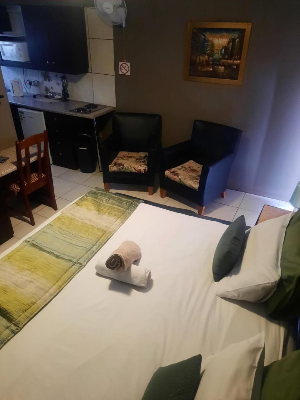 Aviators Retreat B&B Krugersdorp Eksteriør bilde